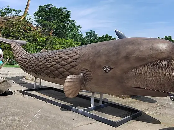 Ballena animatrónica