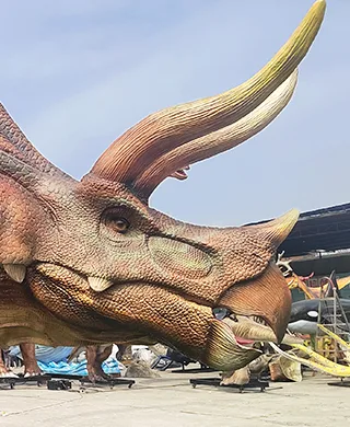 Cabeza animatrónica de Triceratops