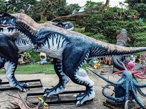 Deinonychus animatrónico