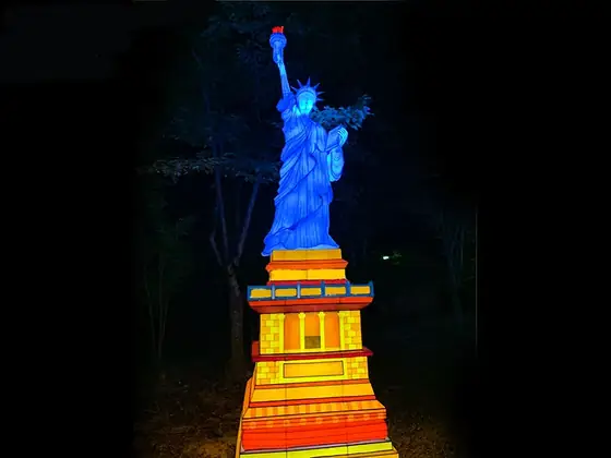Estatua de la Libertad luminosa LED