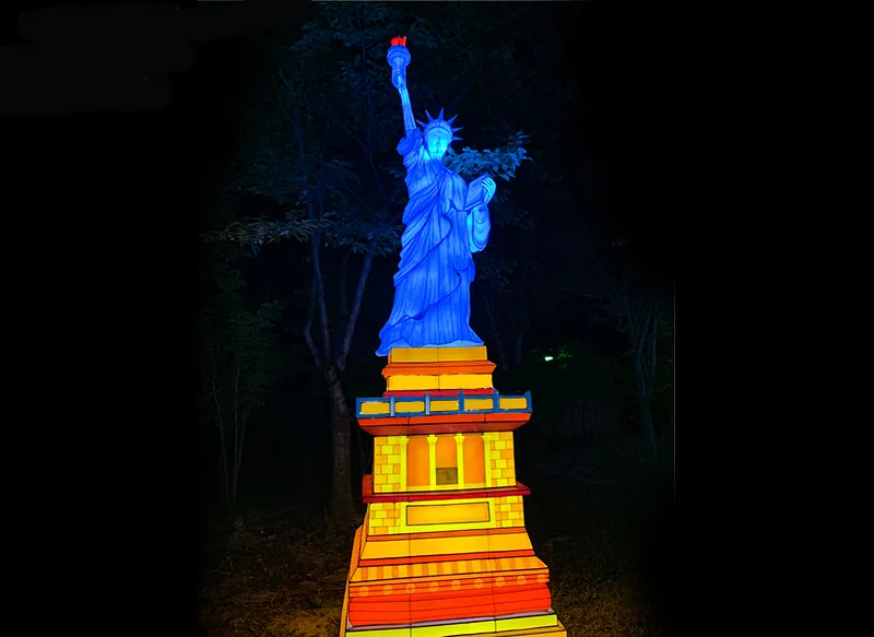 Estatua de la Libertad luminosa LED