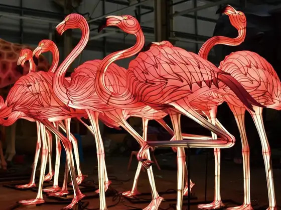 Grupo de flamencos luminosos LED de color rosa
