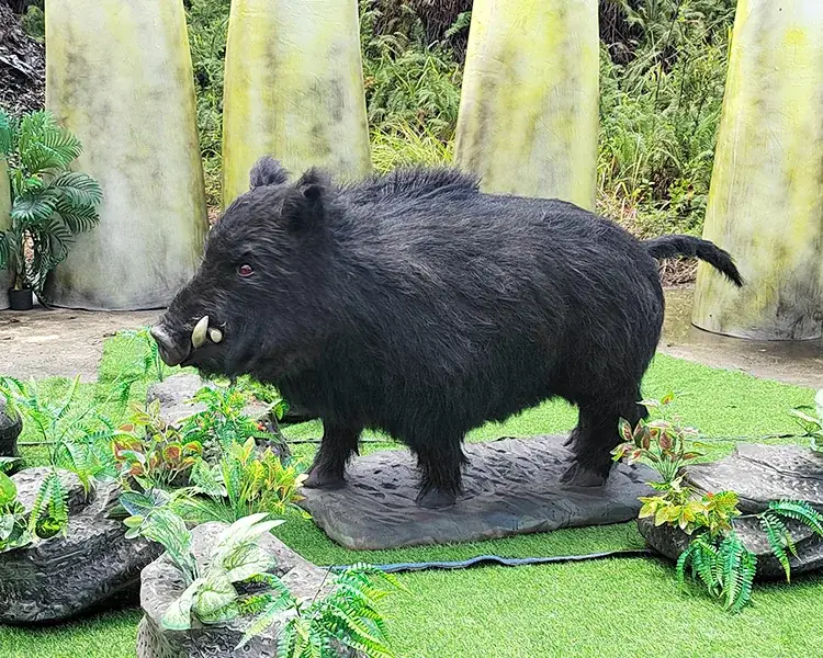 Jabalí animatrónico