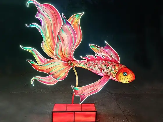 Pez koi luminoso LED