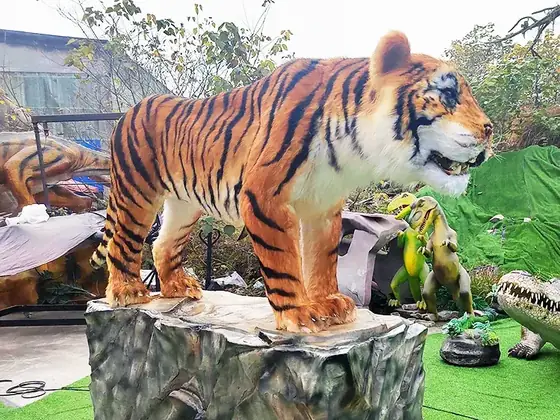 Tigre animatrónico