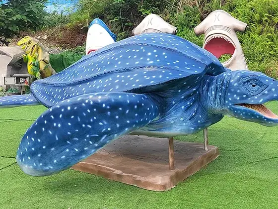 Tortuga marina gigante animatrónica